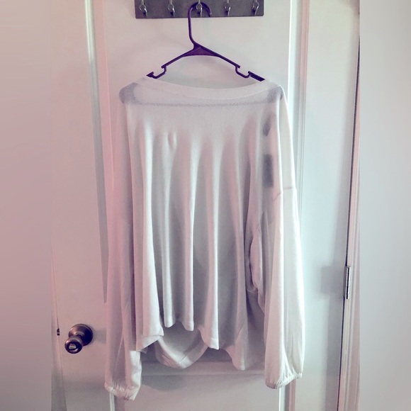 Eloquii size 26/28 white twist- back knit top NWT - Picture 2 of 7